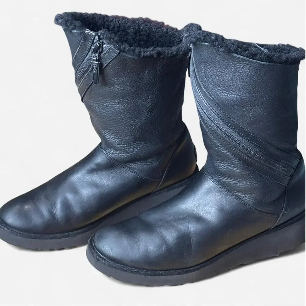 UGG Simmens Black Leather Waterproof Moto Winter Boots Women’s Size 8
